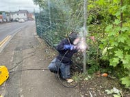 Welding mesh on site